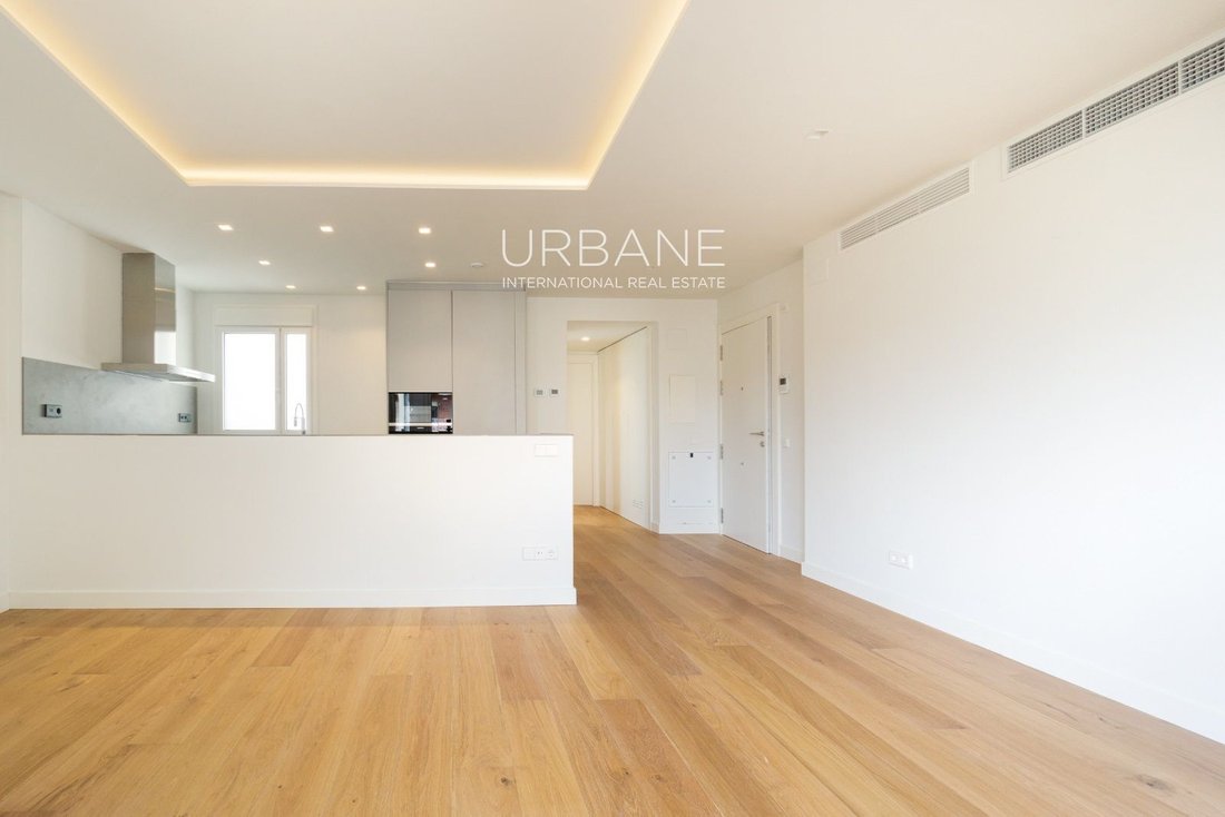 Apartment in Eixample, Barcelona, Spain 2 - 13843375