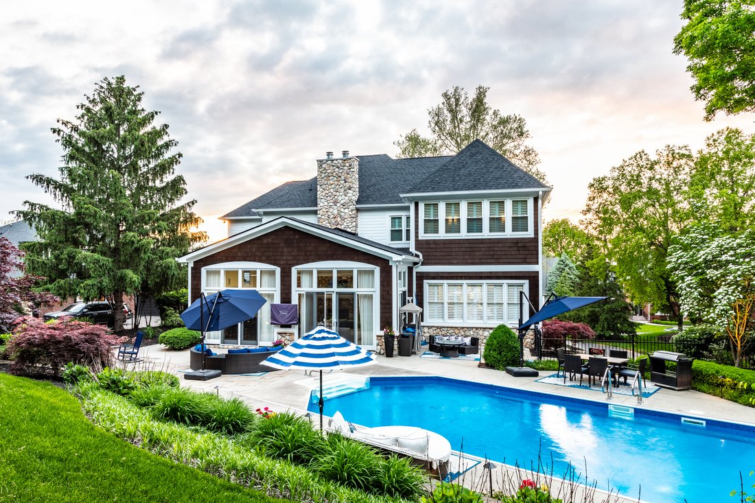 Luxury Living In Sycamore Springs In Indianapolis, Indiana, United