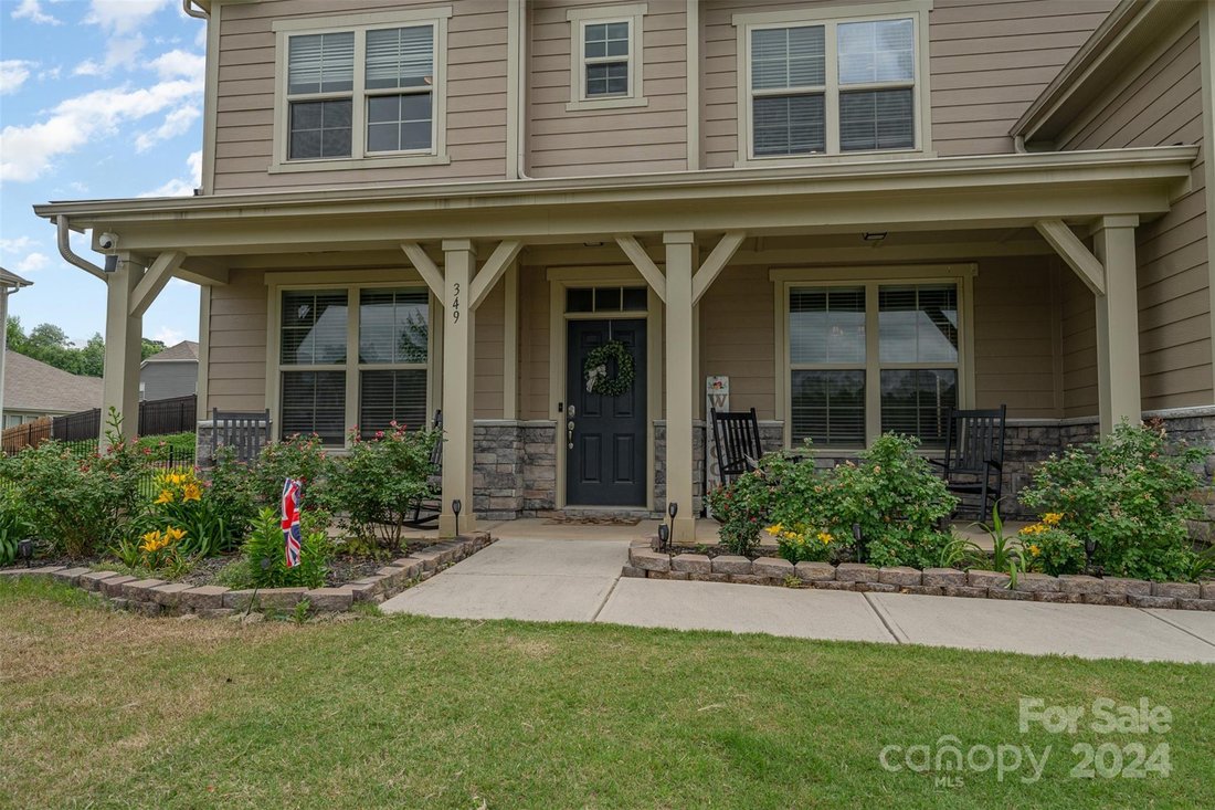 349 Se Pleasant Hill Drive, En Concord, Carolina Del Norte, Estados