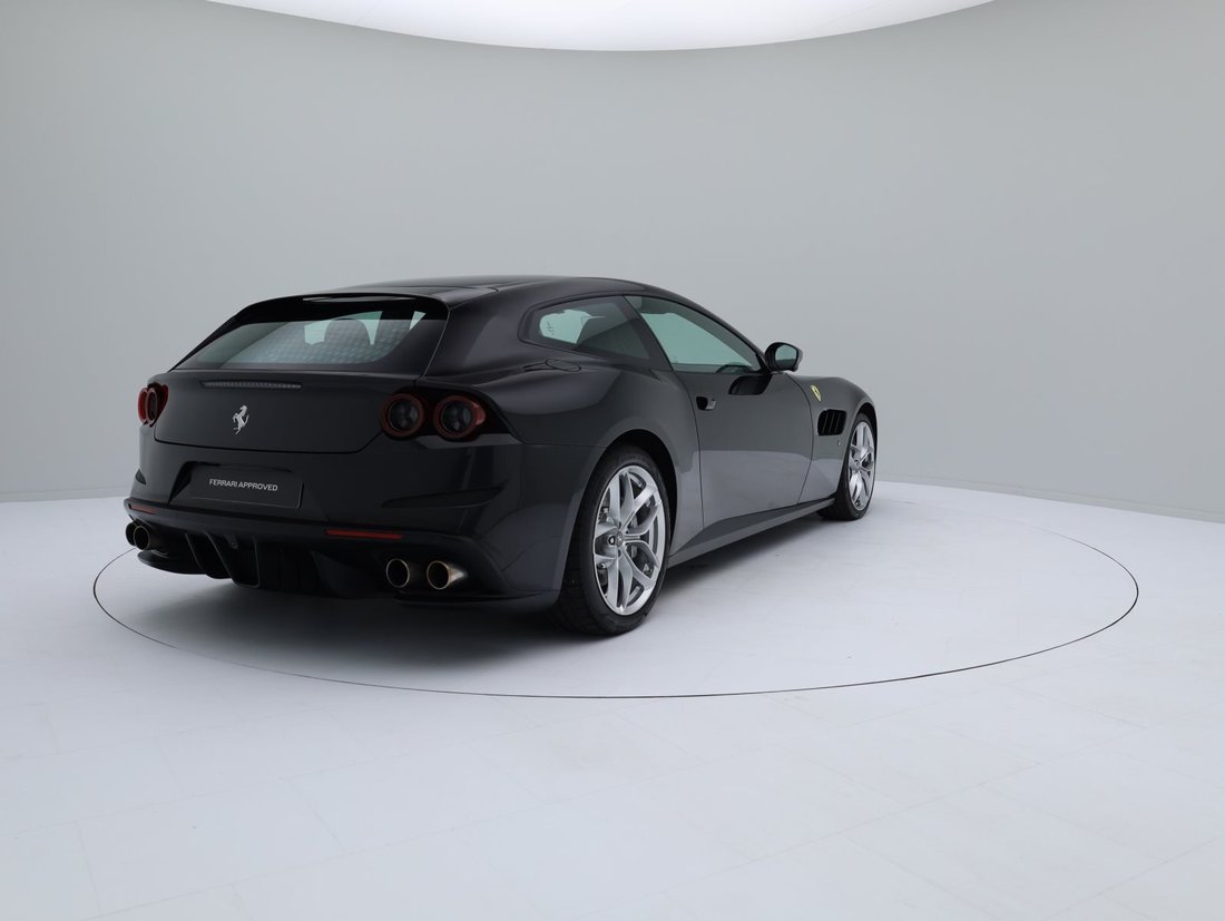 Ferrari Gtc4 Lusso In Hamburg, Germany For Sale (14277135)