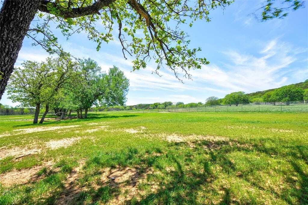 Over 68 Acres In The Rolling Hills Of Palo In Graford, Texas, United