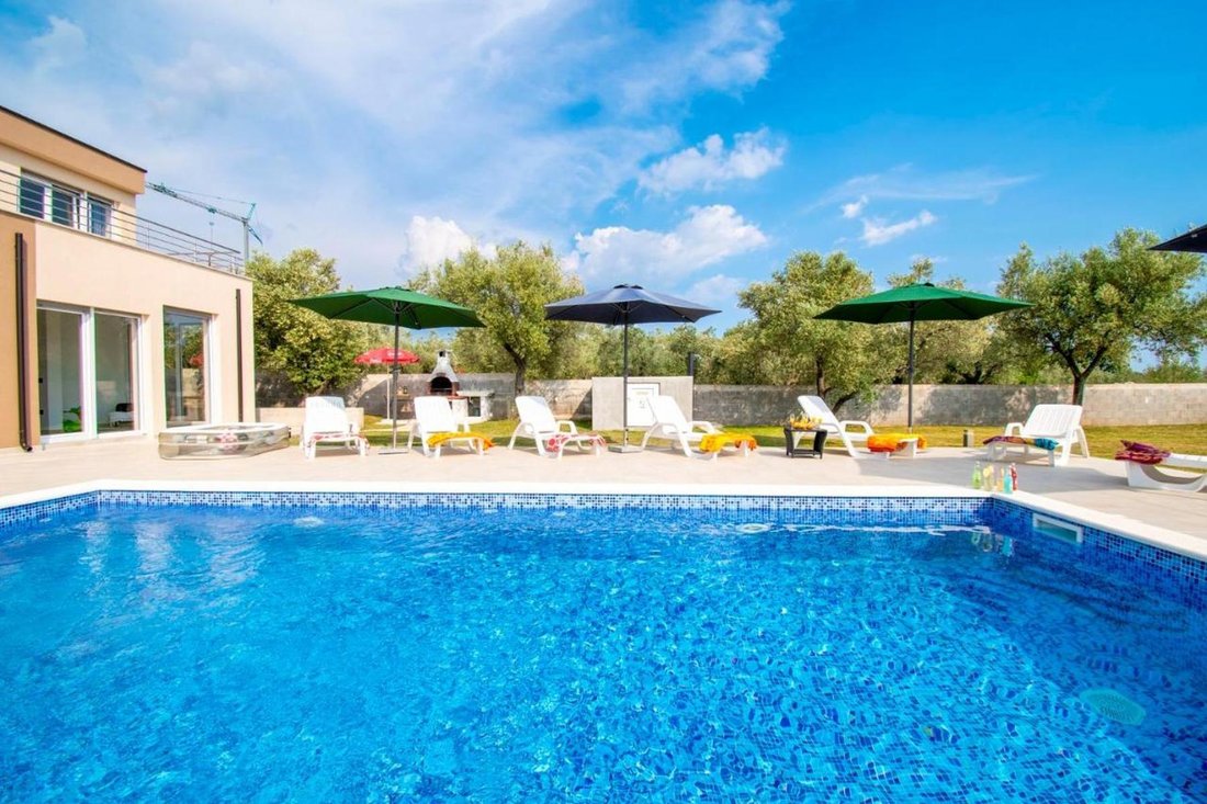 Villa in Vodnjan, Istria County, Croatia 3 - 14277271