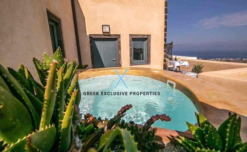 Villa in Thira, Aegean, Greece 1