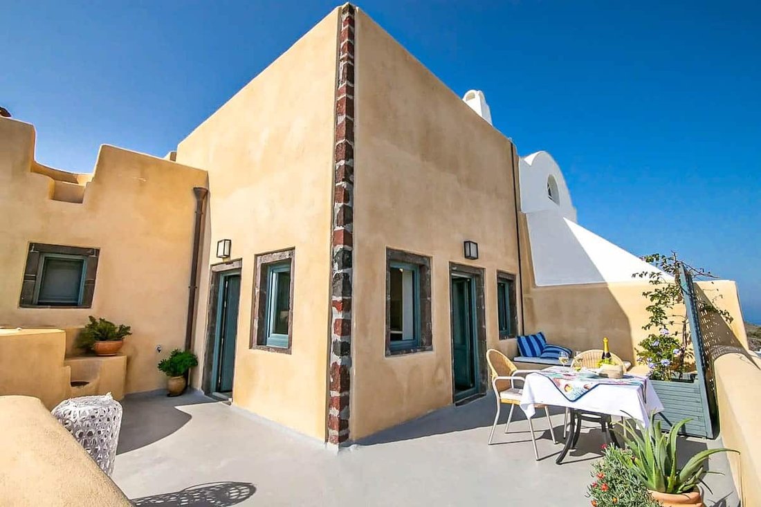Villa in Thira, Aegean, Greece 2 - 14279578