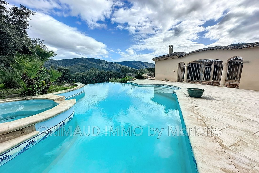 Villa in La Môle, Provence-Alpes-Côte d'Azur, France 1 - 14280398