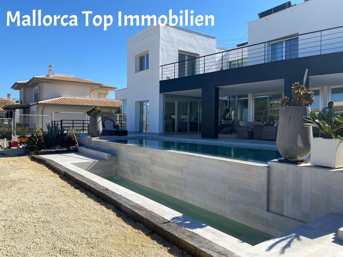 Villa in Llucmajor, Balearic Islands, Spain 1 - 14282055