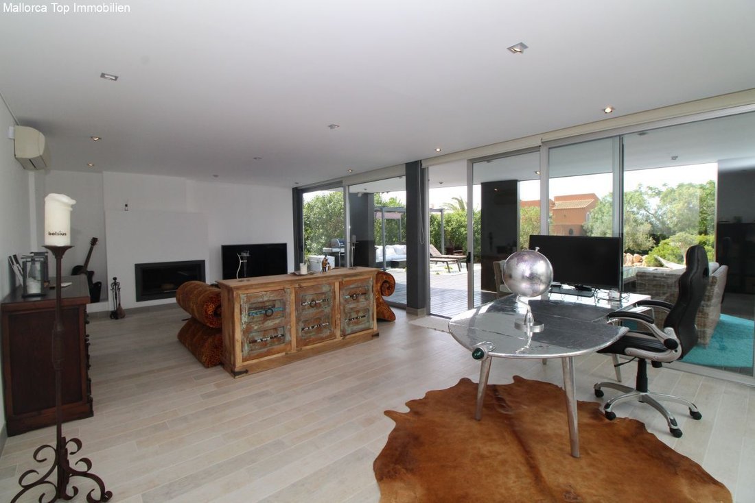 Villa in Llucmajor, Balearic Islands, Spain 4 - 14282055