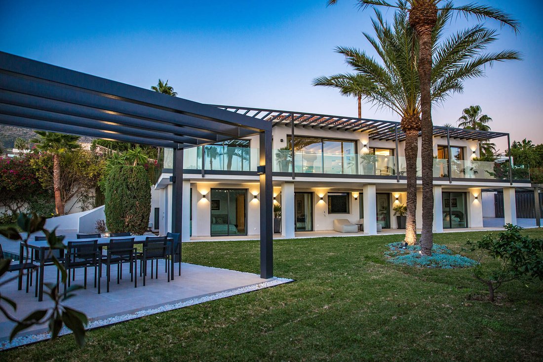 Villa in Sierra Blanca, Marbella, Spain 1 - 14282893