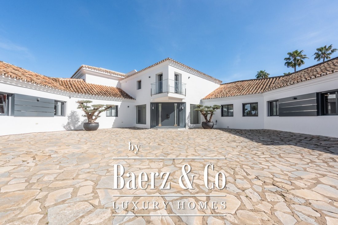 Villa in Sotogrande, San Roque, Andalusia 2 - 14283196