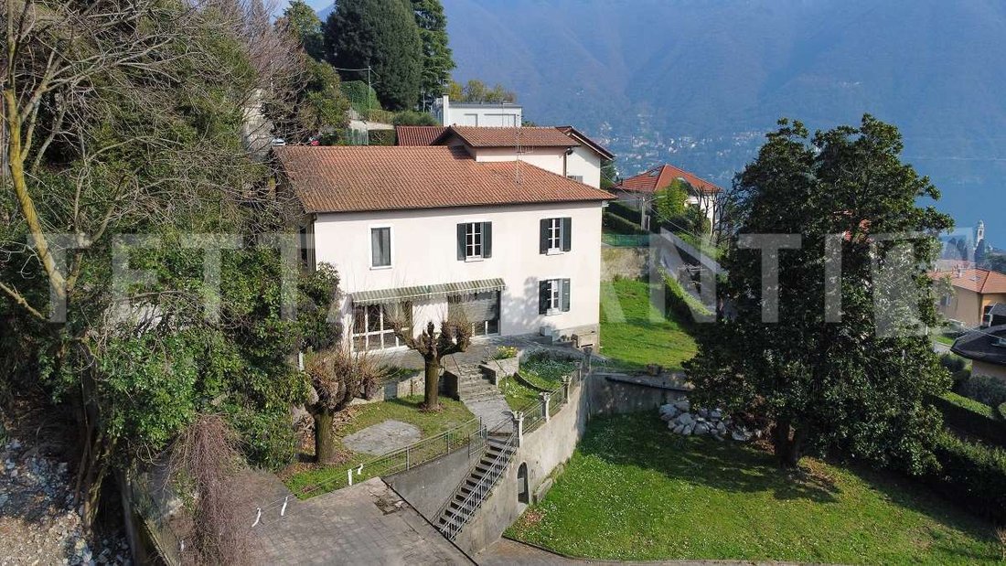 Villa in Cernobbio, Lombardy, Italy 1 - 14282403