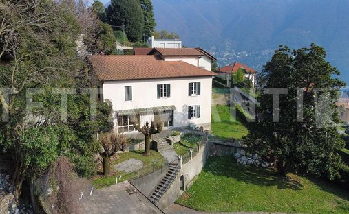 Villa in Cernobbio, Lombardy, Italy 1