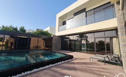 Villa in Dubai, Dubai, United Arab Emirates 1
