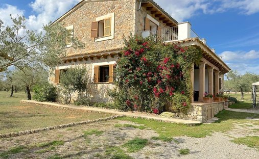 Landhaus in Inca, Balearische Inseln, Spanien 1