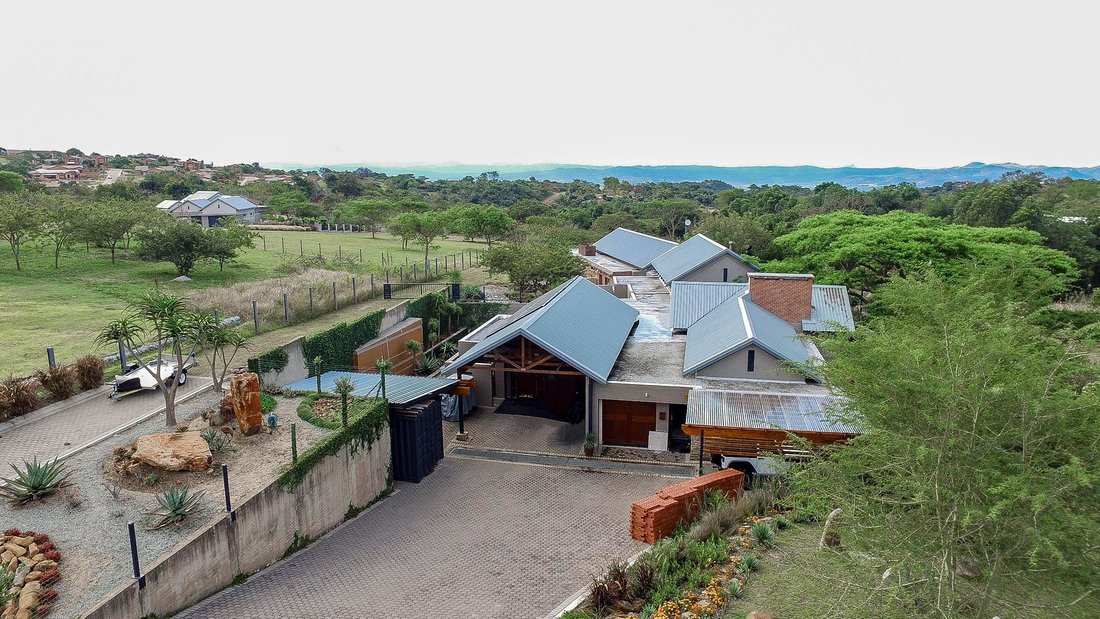 Two Houses And One Large Immaculate Stand In Mbombela, Mpumalanga ...