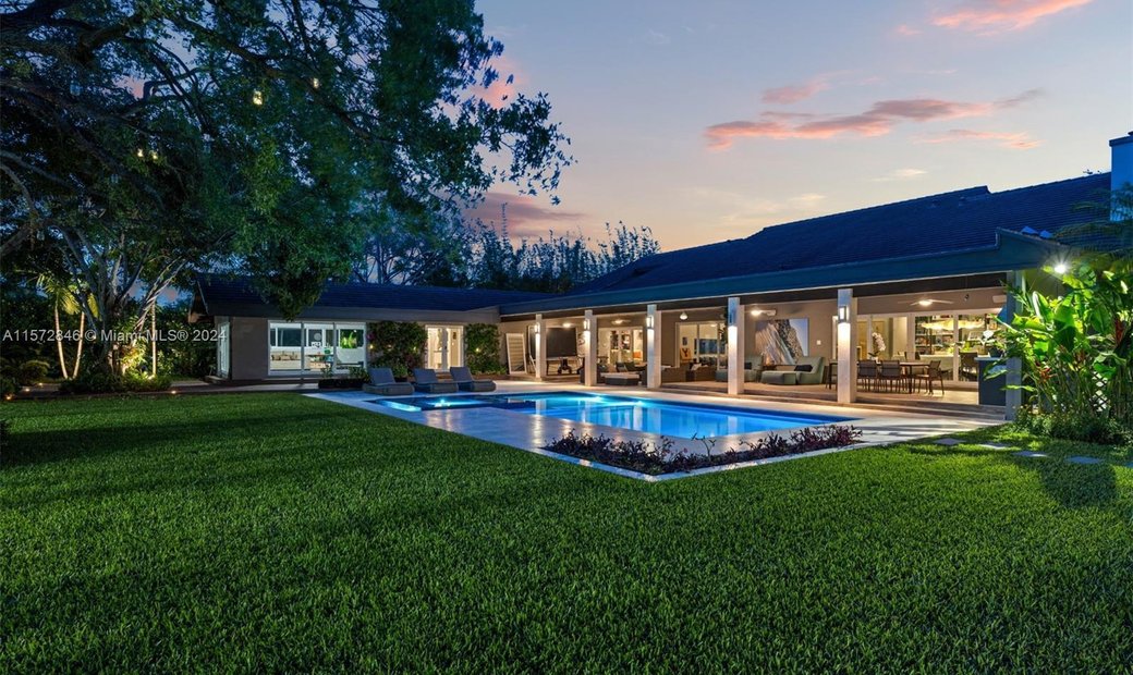 6 Bedrooms Single Family Detached In Coral Gables, Florida, United ...