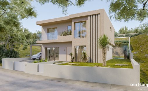 Villa in Mexilhoeira Grande, Algarve, Portugal 1