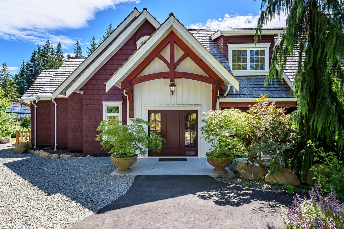 House in Fanny Bay, British Columbia, Canada 4 - 14280969
