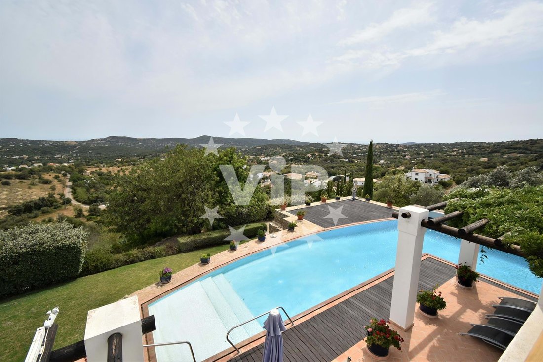 Villa in Loule (Sao Clemente), Algarve, Portugal 1 - 14279645