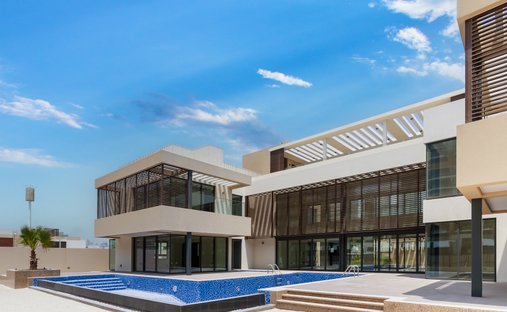 Villa in Città Mohammed Bin Rashid, Emirato di Dubai, Emirati Arabi Uniti 1