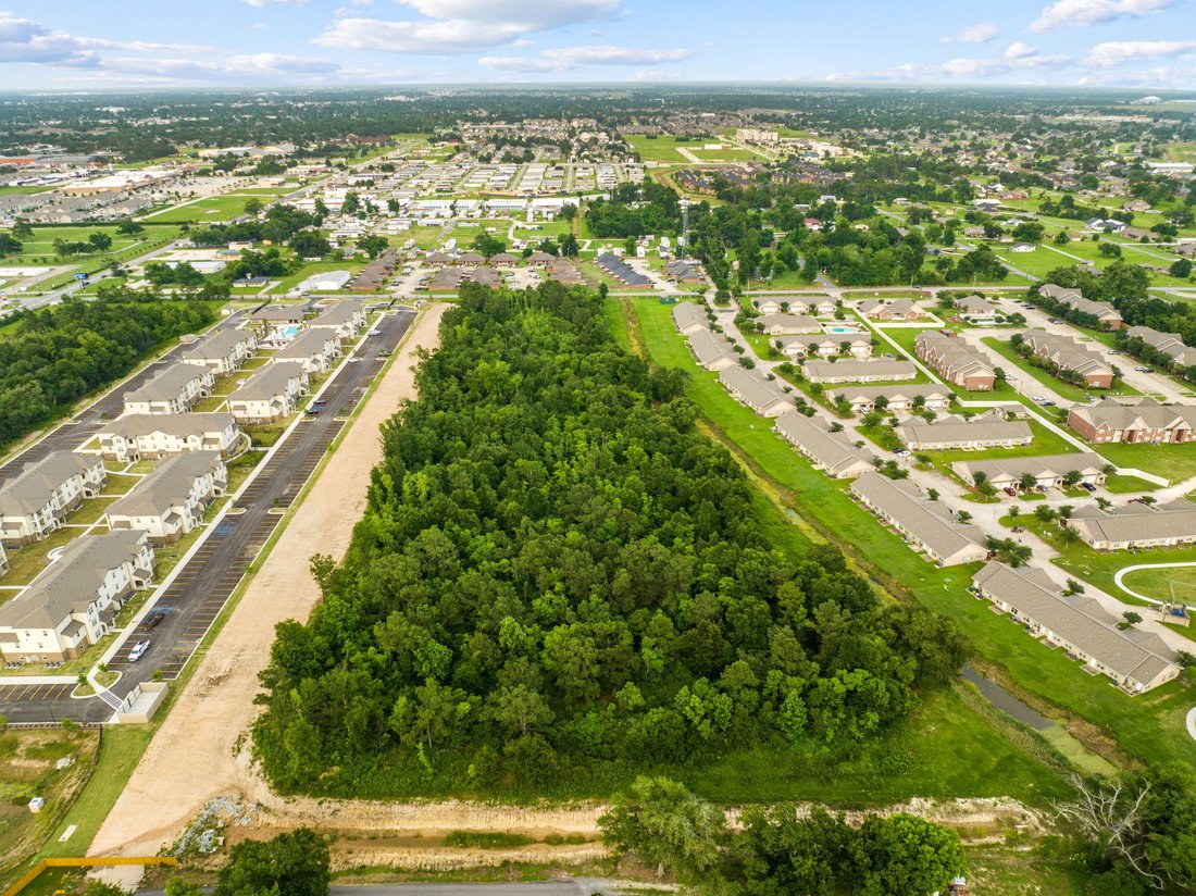 Land in Lake Charles, Louisiana, United States 1 - 13789194