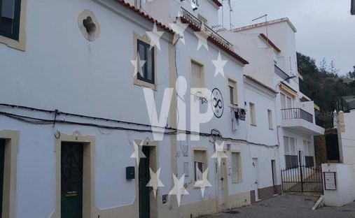 Villa in Olhos de Agua, Algarve, Portugal 1