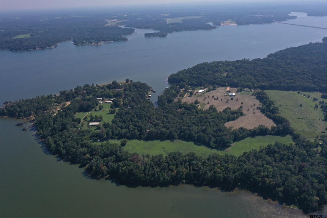 5 Bedrooms Farm/Ranch In Pittsburg, Texas, United States For Sale