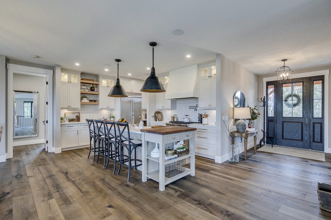 Award Winning Modern Farmhouse In Kew, Alberta, Canada For Sale (14284566)