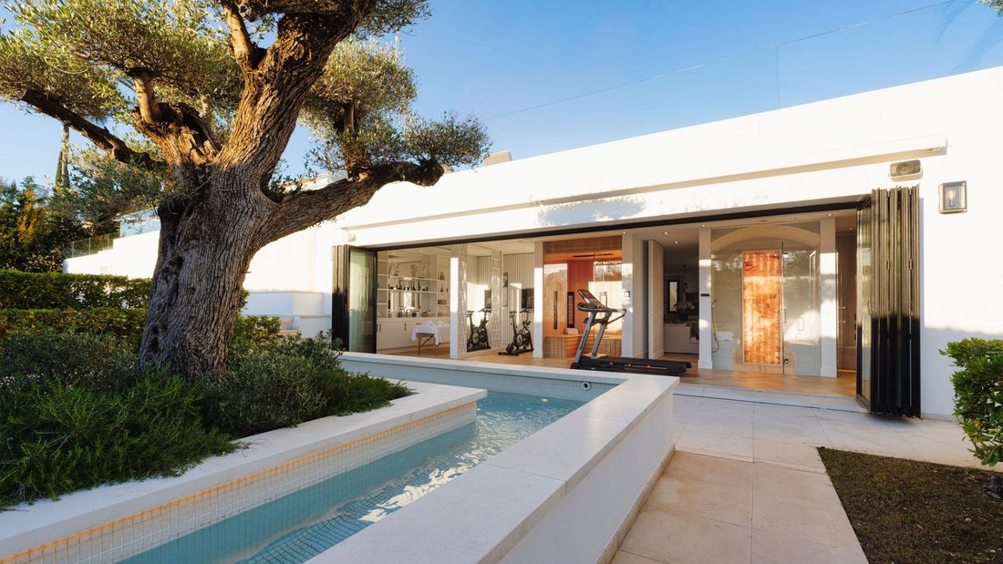 Villa in Puerto Banus, Marbella, Spain 3 - 14284651