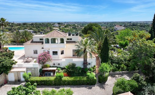 Villa in Moncarapacho, Algarve, Portugal 1