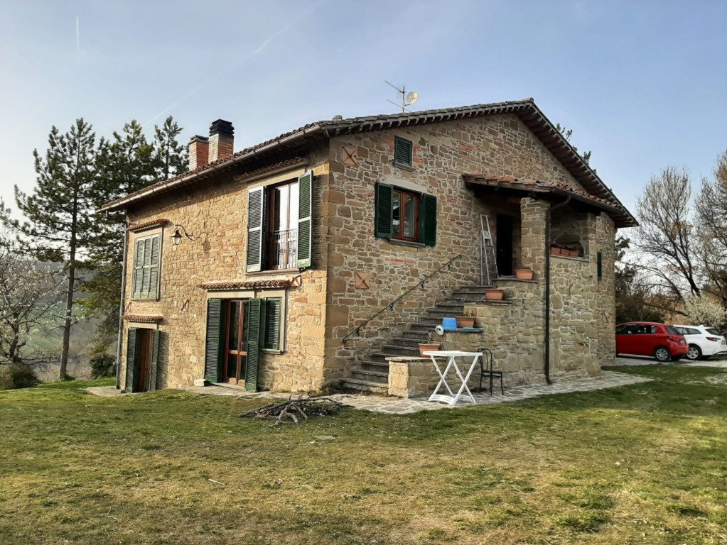 Farm Ranch in Gubbio, Umbria, Italy 1 - 13892500