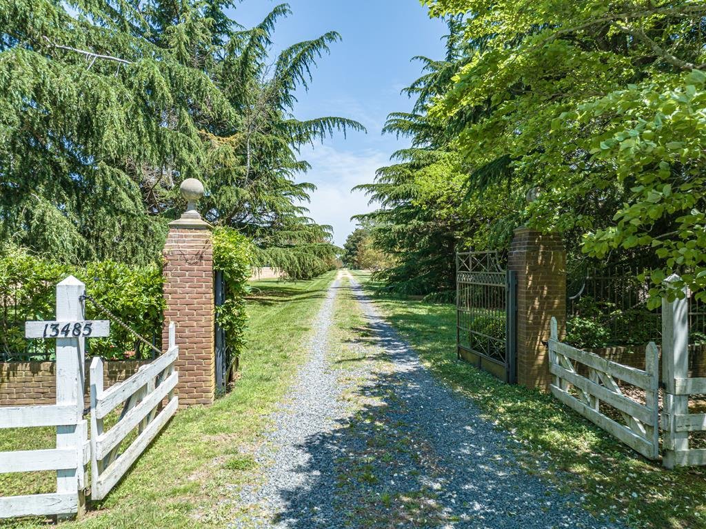 House in Hallwood, Virginia, United States 3 - 14279556