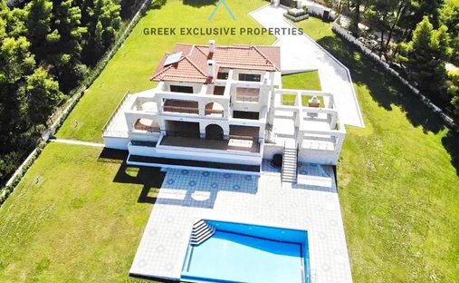 Villa in Nea Propontida, Macedonia and Thrace, Greece 1