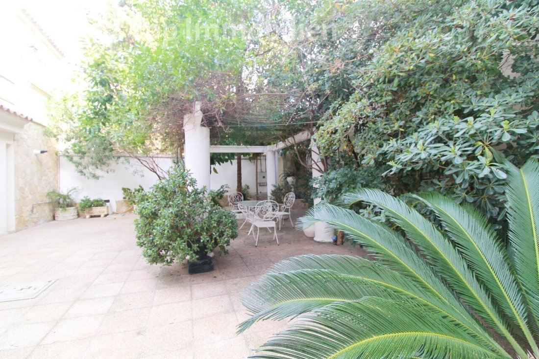 Villa à Alcúdia, Îles Baléares, Espagne 2 - 14287873