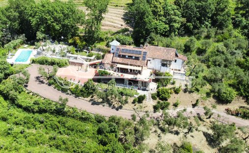Villa in Castelnuovo Magra, Liguria, Italy 1