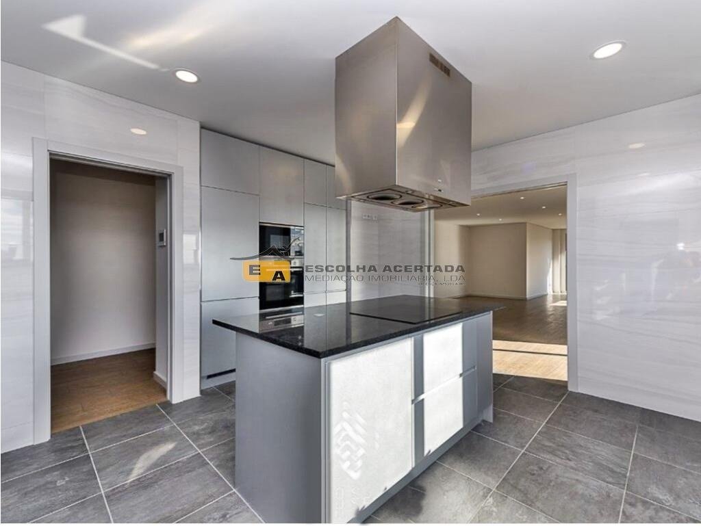 Apartment in Cedofeita, Santo Ildefonso, Se, Miragaia, Sao Nicolau e Vitoria, Porto District, Portugal 3 - 14291408