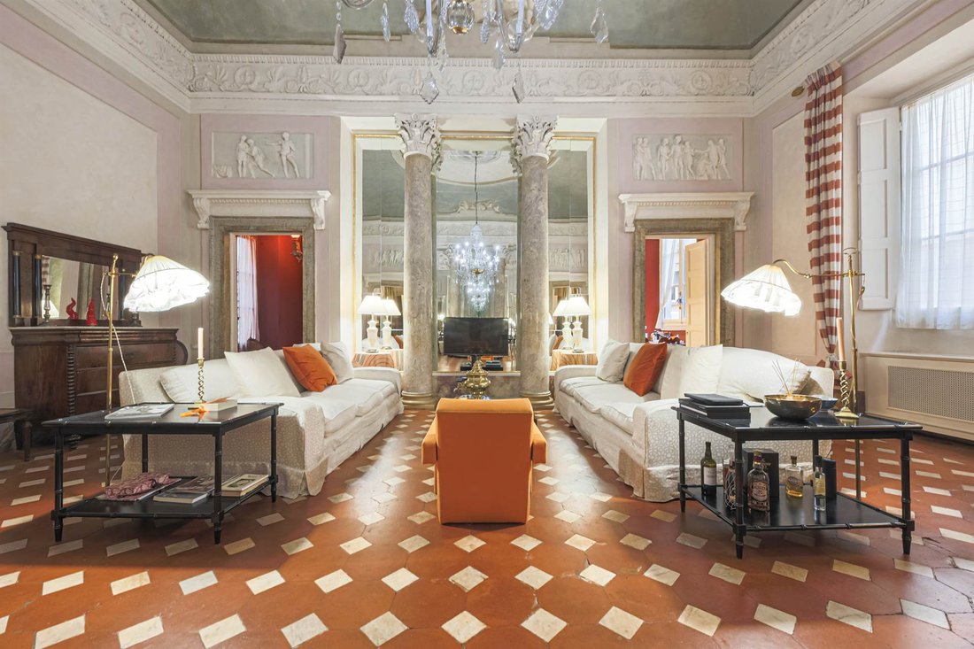 Apartment in Center, Florence, Tuscany 1 - 14286526
