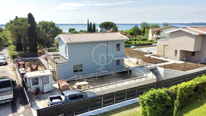 Photo inspiration: New Single Villa A4 Just A Few Steps From The Photo Inspiration