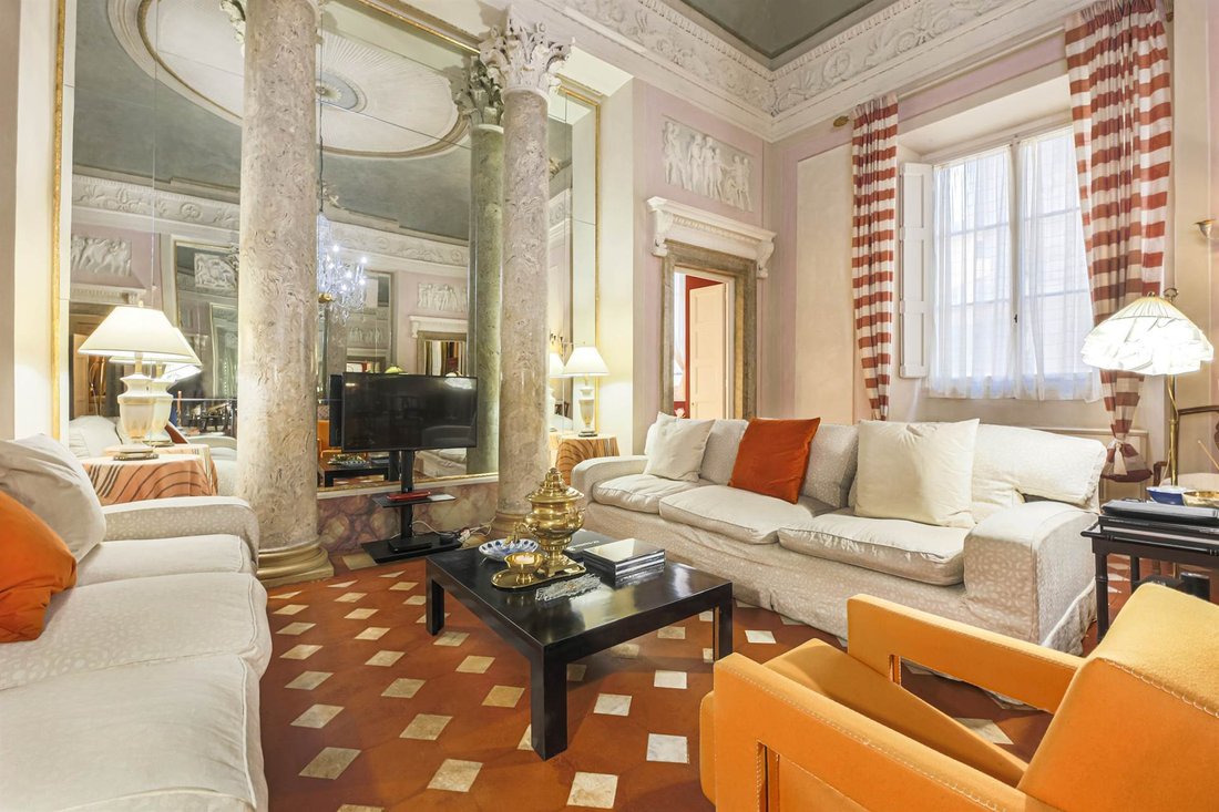 Apartment in Center, Florence, Tuscany 5 - 14286526