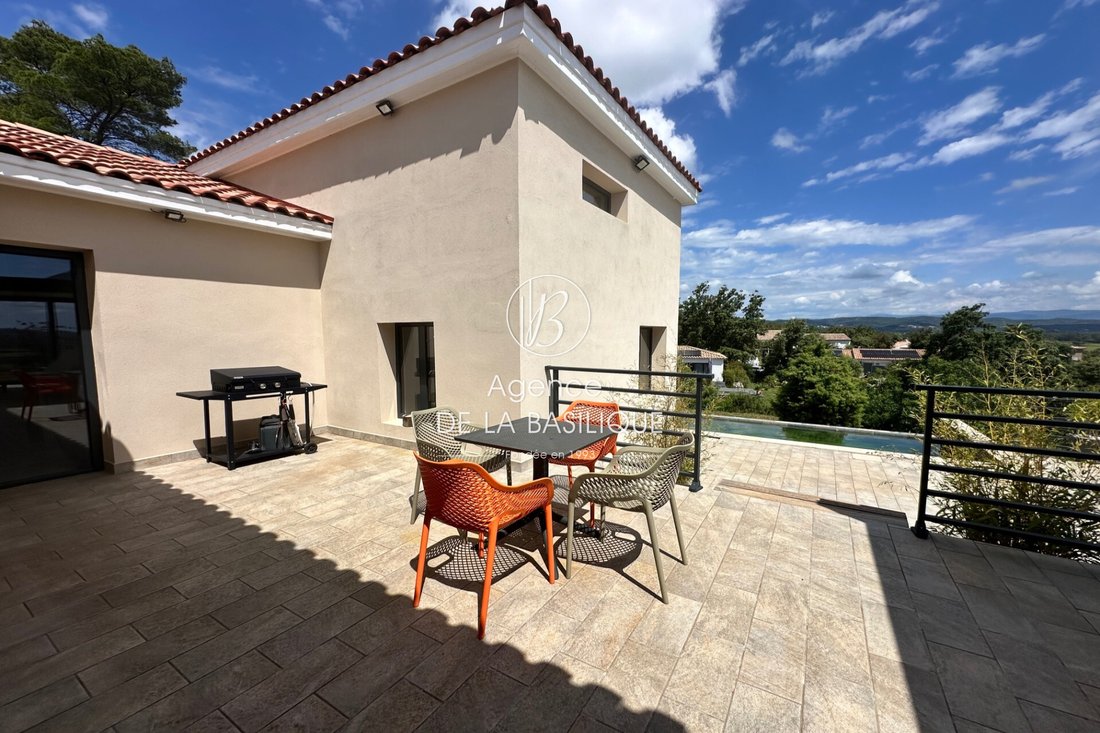 Villa in Montfort-sur-Argens, Provence-Alpes-Côte d'Azur, Frankreich 3 - 14286296
