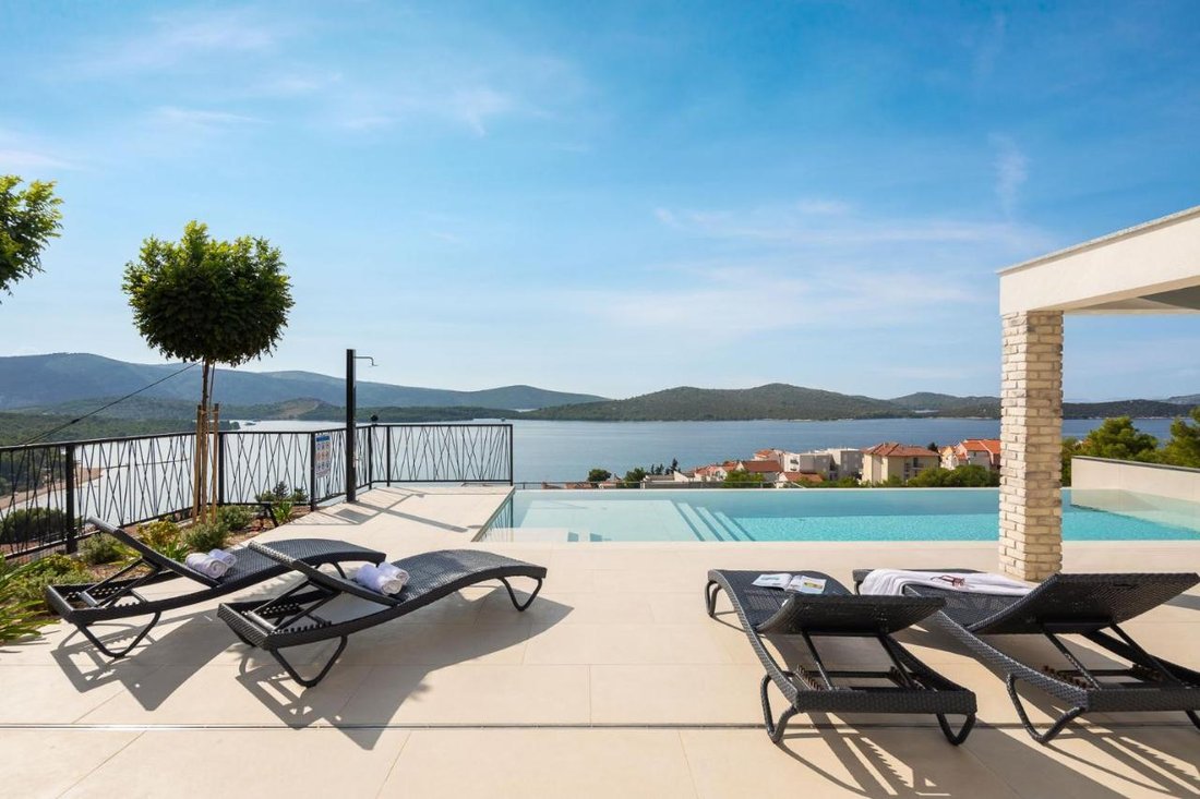 House in Gradska cetvrt Varos, Sibenik, Sibenik-Knin County 2 - 14286649