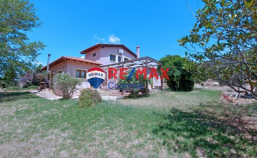 Land in Kalyvia Thorikou, Attica, Greece 1