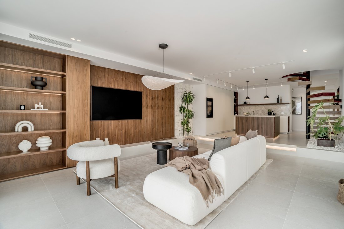 Villa in Nueva Andalucia, Marbella, Spain 2 - 14294157