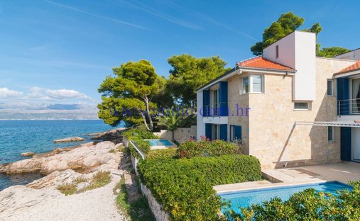House in Dol, Split-Dalmatia County, Croatia 1