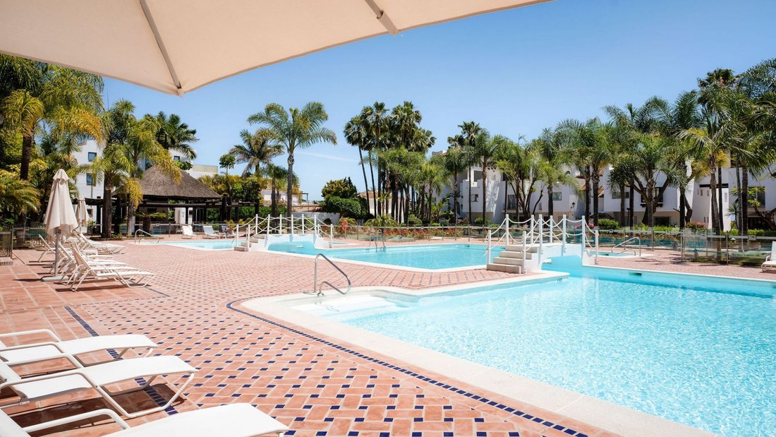 Apartment in Marbella, Andalusia, Spain 4 - 14296808