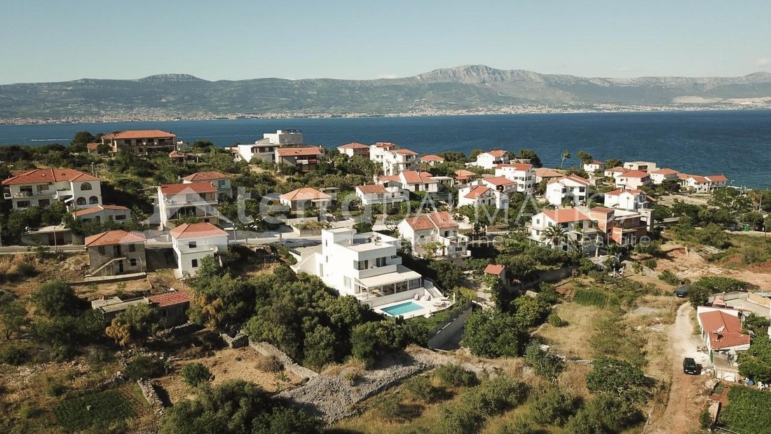 Villa in Zedno, Split-Dalmatia County, Croatia 2 - 14296870
