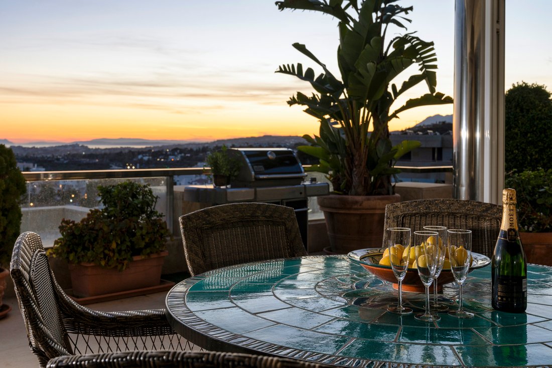 Apartment in Marbella, Andalusia, Spain 4 - 14296794