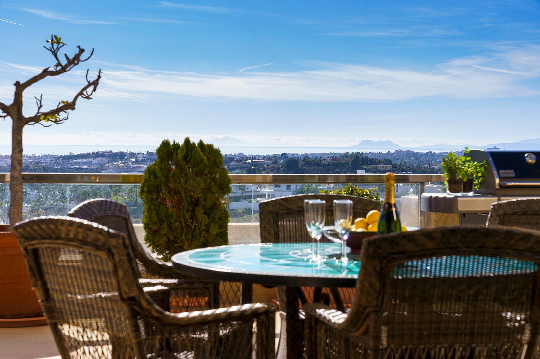 Apartment in Marbella, Andalusia, Spain 3 - 14296794