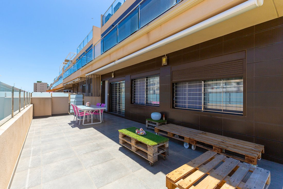 Bungalow in Pilar de la Horadada, Valencian Community, Spain 4 - 14295727