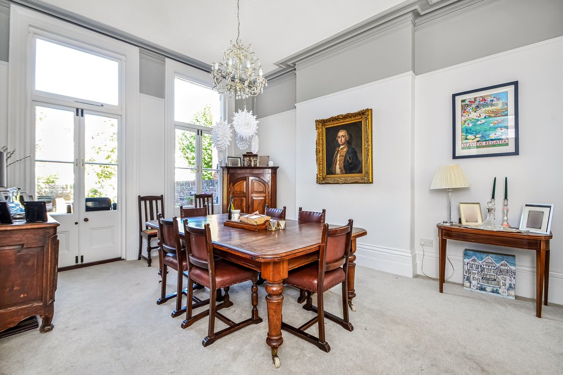 House in Southsea, England 5 - 14295140