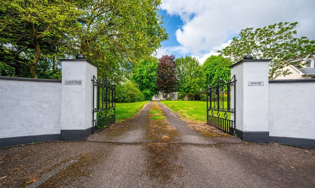 Clifford House, Ballinlough Road, Cork City In Cork, County Cork
